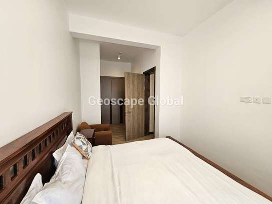 Furnished 1 Bed Apartment with En Suite in Rosslyn image 7