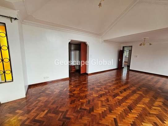 5 Bed House with En Suite in Thigiri image 3