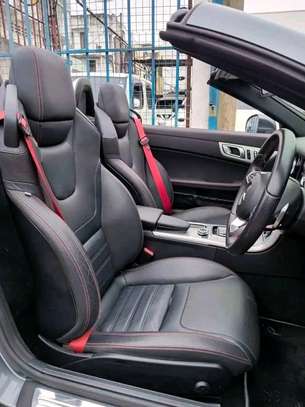 Mercedes Benz SLC 180 convertible image 12