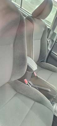 Toyota corolla Axio Black 2018 2WD image 6