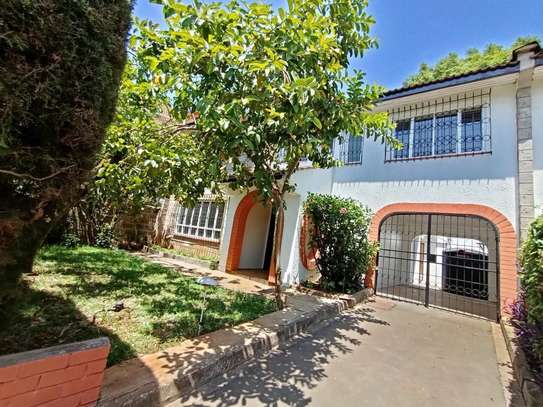 3 Bed House with En Suite at Kilimani image 1