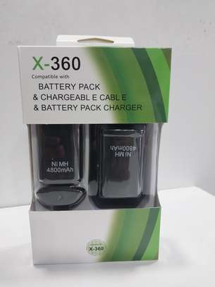 Xbox 360 Compatible 3 in 1 Battery Pack image 2