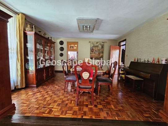 4 Bed House with En Suite in Runda image 2