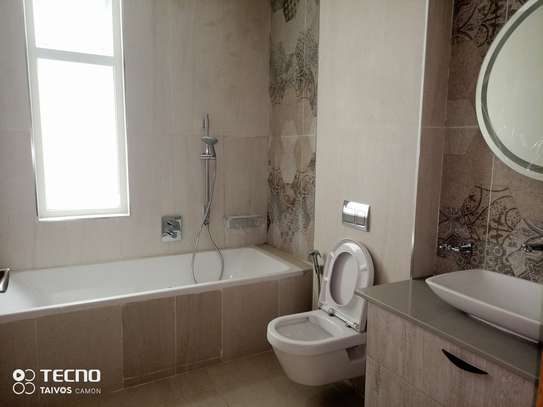 3 Bed Apartment with En Suite at 6Th Avenue image 12