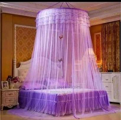 Elegant round mosquito Nets image 1