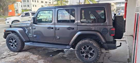 Jeep Wrangler sport Sahara 2018 image 8