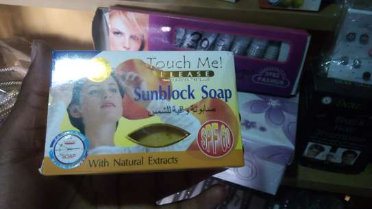 Blackspots remover, Acne treatment & skin whitening soaps image 1