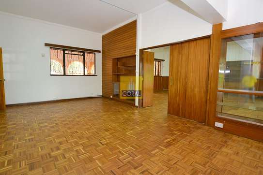 5900 ft² office for rent in Kitisuru image 10