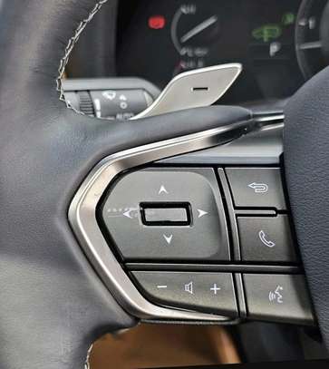 Lexus LX500d 2024 White image 8