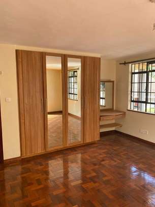 Lovely 5 Bedrooms  Townhouses in Westlands image 7