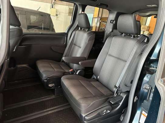TOYOTA NOAH (WE ACCEPT HIRE PURCHASE) image 6