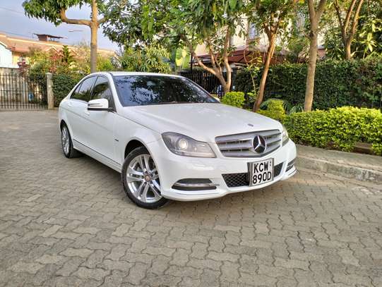 2012 Mercedes C200 image 2