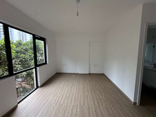 3 Bed Apartment with En Suite in Kileleshwa image 11