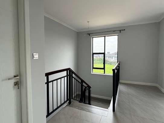 4 Bed Villa with En Suite in Kiambu Road image 8