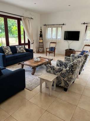 4 Bed House with En Suite at Vipingo Ridge image 1