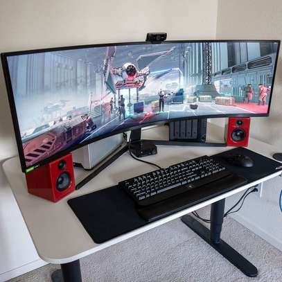 Samsung 49-Inches Odyssey OLED G9 G93SC Monitor image 4