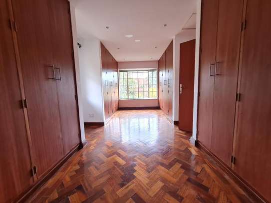 4 Bed Townhouse with Walk In Closet in Lavington image 13