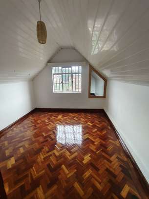 4 Bed Apartment with Swimming Pool in Kilimani image 3