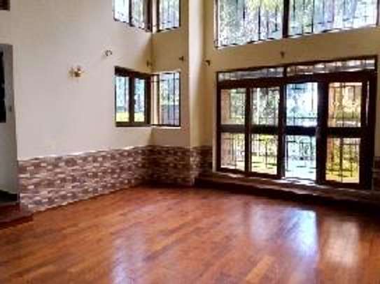 Lavington -Stunning five bedrooms townhouse for rent. image 7