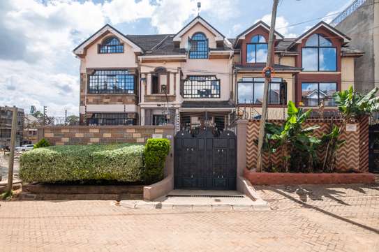 5 Bed Townhouse with En Suite in Langata image 18