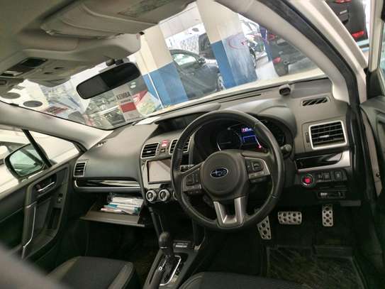 Subaru Forester non turbo premium image 8
