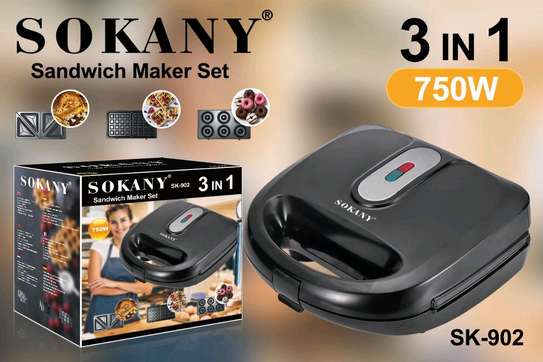 Sokany 3 In 1 Sandwich Maker image 1