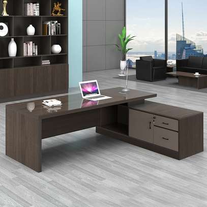 CEO Executive Office Table – Modern & Sturdy [160CM] image 3