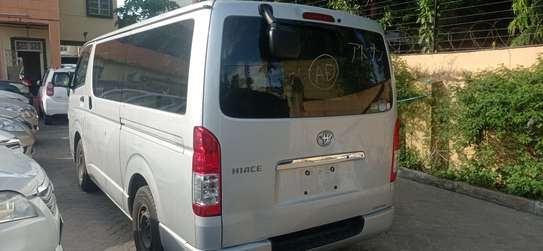 TOYOTA HIACE AUTOMATIC DIESEL  2016 image 4
