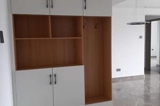 2 Bed Apartment with En Suite at Kindaruma Road image 14