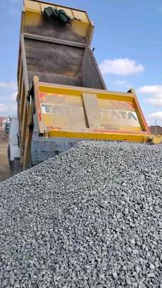 Machine cut/ Hand cut stones Ballast & Hardcores image 7