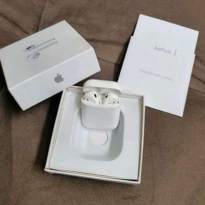 Airpods 2 image 3