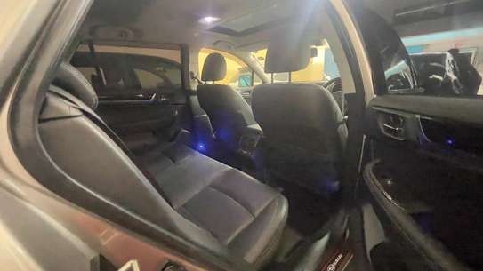 Subaru outback 2018model Sunroof image 3