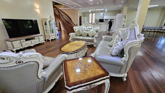 5 Bed House with En Suite in Runda image 15