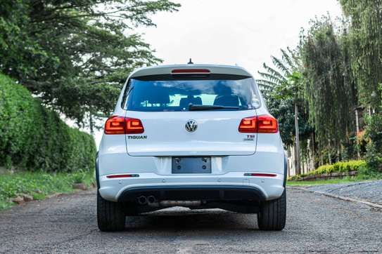 2016 Volkswagen Tiguan R image 6