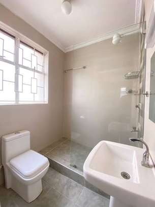 3 Bed Apartment with En Suite in Kileleshwa image 8