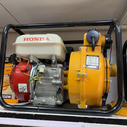 High pressure Petrol Water pump 2 inch Honda Japan image 1