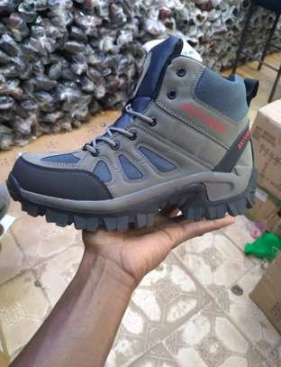 Original perfect Skyview Hiking boots image 8