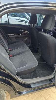 Toyota premio KDH image 9