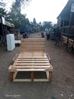 4*6 Simple Pallet Bed image 2