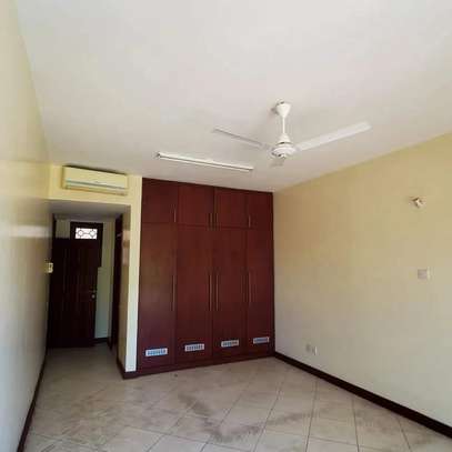 3 Bed Apartment with En Suite at Nyali image 4