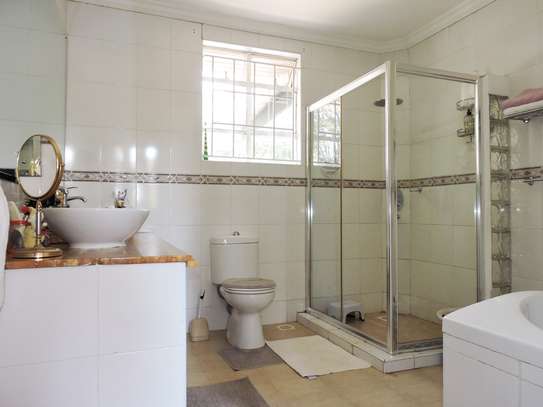 5 Bed House with En Suite at Nyari Estate image 36