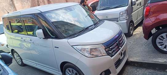 Suzuki Solio Hybrid white 2018 image 2