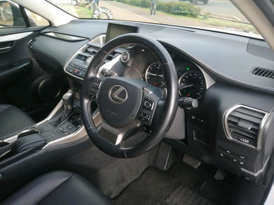 Lexus NX 200t, 2016 model image 5