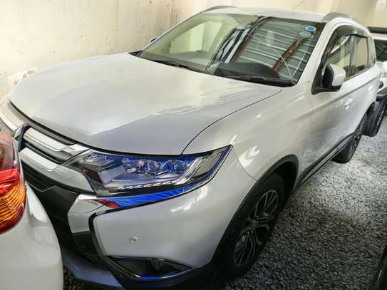 Mitsubishi outlander 2016 image 8