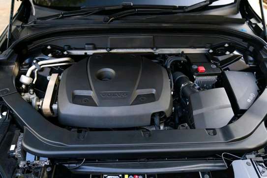 2018 Volvo xc60 t5 image 1