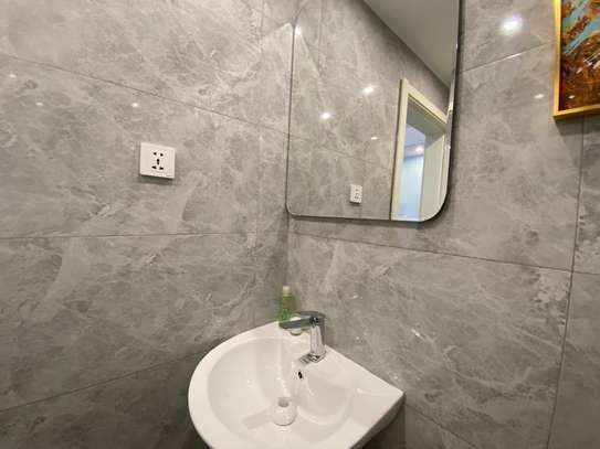 Studio Apartment with En Suite in Kilimani image 8