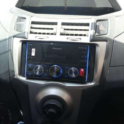 Toyota Vitz Old Model Radio with Bluetooth image 1