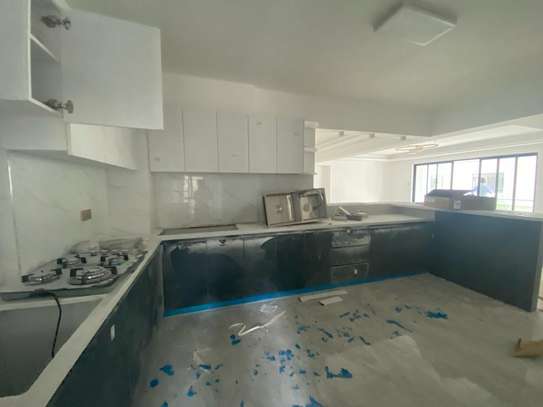 4 Bed Apartment with En Suite in Kileleshwa image 31