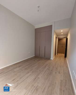3 Bed Apartment with En Suite in Nyari image 8