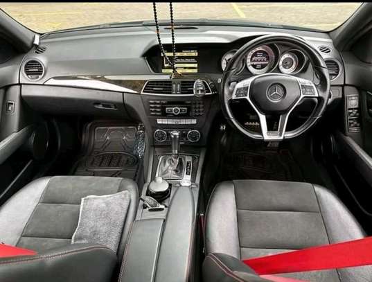 2012 Mercedes Benz C200 image 7